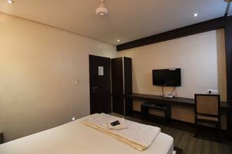 Hotel Royallandmark, Ahmedabad 2